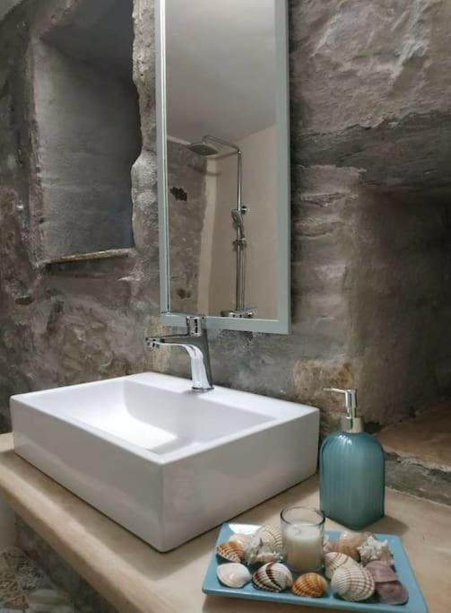 Ano Syros Marvellous Oven Apartment Luaran gambar